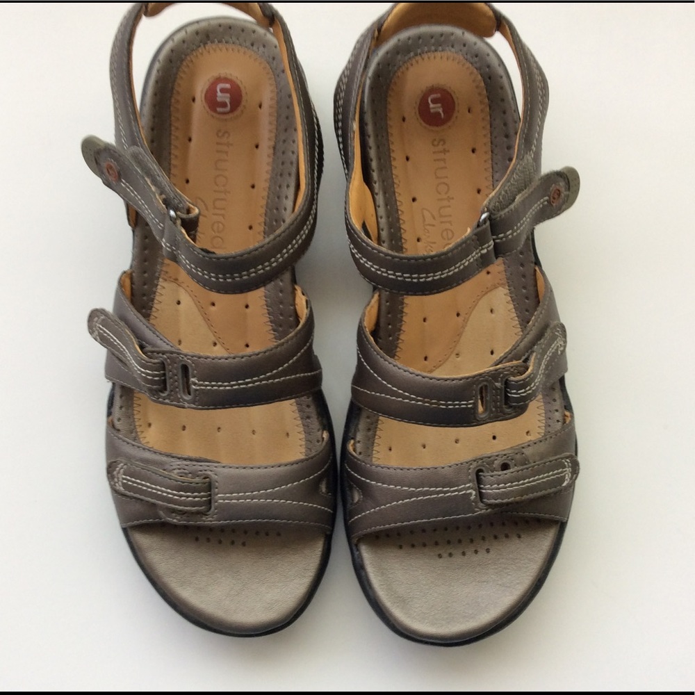 Clarks sandals metallic leather strappy adjustable sandals Clarks Size 9 sandals